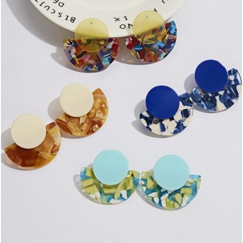 2020 Korean Fashion New Earrings Wild Personality Geometric Fan-shaped Round Acetate Plate Earrings Manufacturers Wholesale