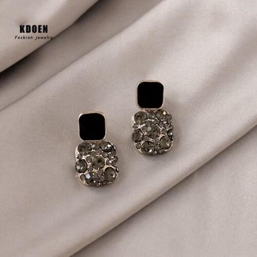 Luxury Gray Crystal Square Pendant Earrings Fashion Korean Jewelry For Woman Party Girls Sexy Earrings Student Present Earrings