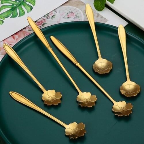 6Pcs Flowers Design Gold Spoon Long Handle Dessert Tea Coffee Mixing Spoon Stainless Steel Vintage Teaspoons Drink Tableware