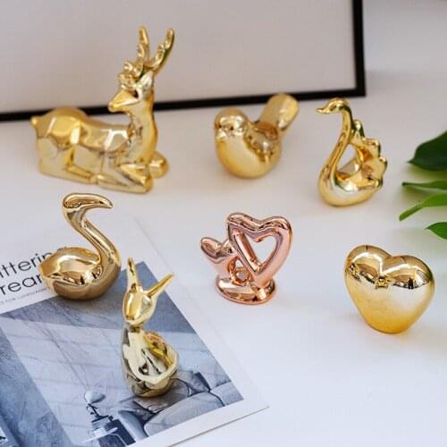 Nordic Ceramic Creative Small Ornaments Cactus Flamingo Bear Gold Plating Animal Window Ornaments Home Decoration Accessories