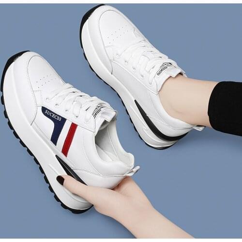 New Casual White Shoes Woman Lace-up Flat Shoes Ladies Training Sports Leisure Shoes