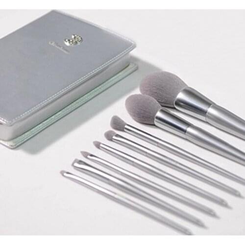 8 silver snow Makeup brush set full set of 8 silver snow makeup brush set full set of beginners
