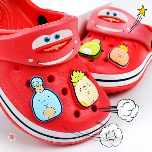 5pcs/set PVC Shoe Decorations Japanese Cute Anime Model Garden Shoe Croc Charm Shoe Accessories for JIBZ/ Wristbands kids X-mas
