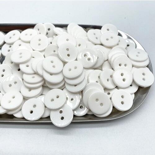 WPQQHYGT White Buttons