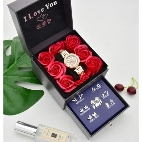 Colrquau Ladies Gold Watch