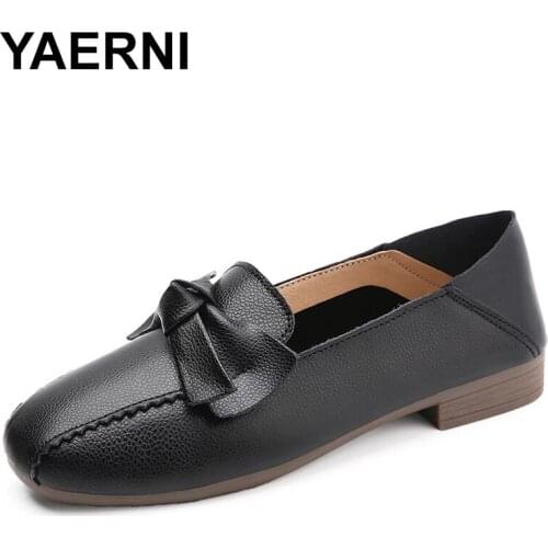 YAERNI Spring and Autumn Mom Leather Shoes Leather Soft Soled Flats Comfortable Bow Tendon Sole Shoes Womens Doug Shoes Soft