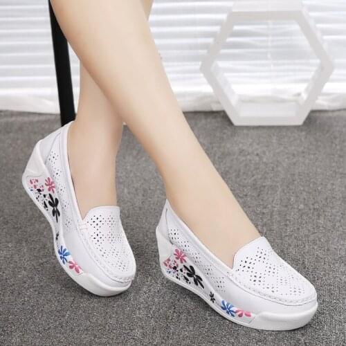 2021 Spring Women Flats Shoes Platform Sneakers Shoes Woman Leather Casual Shoes Slip-on Flats Creepers Moccasins