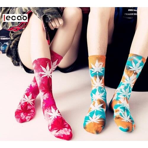Spring and Summer Cotton Leaves Printed Socks New Tie Dyed Maple Leaf Couple Tide Socks Harajuku socks for Men and Women