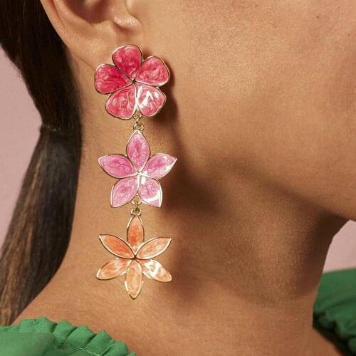 2021 new Style Flower Drop Oil Flower Pendant Earrings Exquisite Womens Summer Fashion Earrings Ins