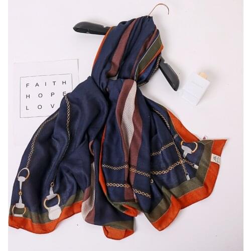 2020 New design brand women scarf fashion print cotton spring winter warm scarves hijabs lady pashmina foulard bandana plaid