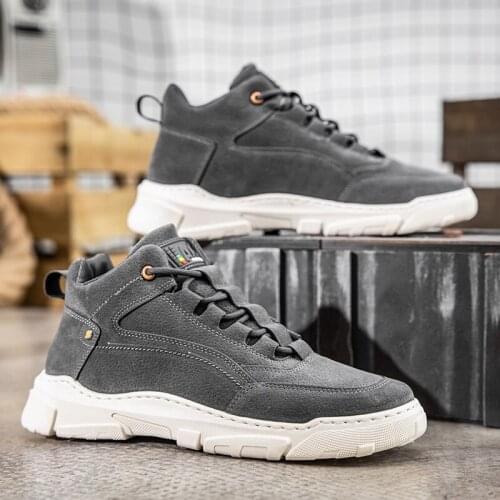 Mens Sneakers 2020 Autumn Winter Warm Leather High Top Men Shoes Non-slip Waterproof Retro Casual Mens Boots Male Martin Boots