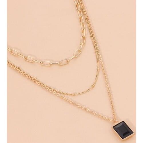 Origin Summer Minimalist Multilayer Black Square Crystal Pendant Necklace for Women Creative Mixed Chain Necklace Jewellery