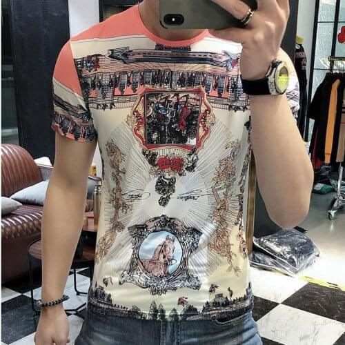 England Style Print Ice Silk Short Sleeve Fashion Harajuku Social Club Outfits Summer Trend Baroque T-shirt Men Tee Shirt Homme