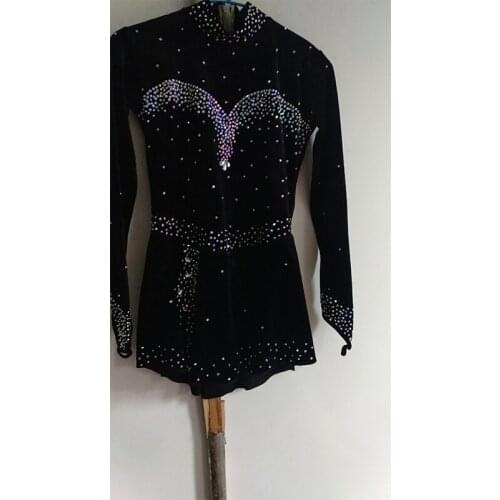 RUBU Girls Figure Skating Dresses Graceful Ice Skating Dress for Women Spandex Black Handmade Diamond Long Sleeve for Competitio