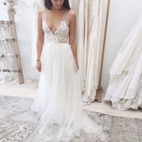 V Neck Tulle Wedding Dresses Applique Open Back Sleeveless A Line Floor Length Train Bridal Dress Vestido De Noiva