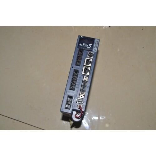 RYT201D5-VS2-Z19 200w servo driver , used in good condition . 80% appearance new , good working , free shipping