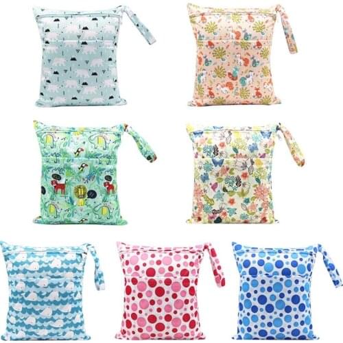 Travel Wet Bags Baby Waterproof Cloth Diaper Bag Single Zipper Print Reusable Baby Nappy Wet Dry Bags Wetbags 30x36cm