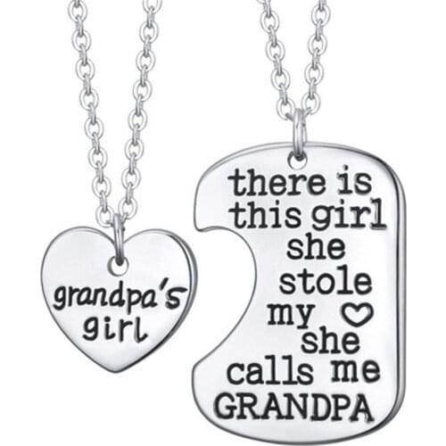 40GB 2Pcs Father Daughter Gift These Girls Stole My Heart They Call Me Daddy Keychain Set Heart Puzzle Daughter Dad Necklace