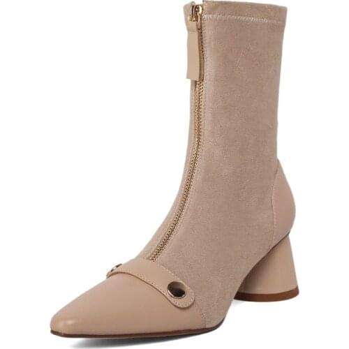 Autumn New Soft Leather Rivet Womens Boots Thick High-heeled Womens Martin Boots Pointed Front Zipper