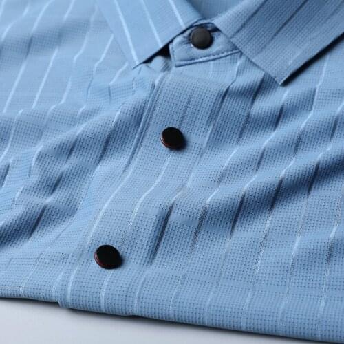 NewCoolPunchBreathableSilkslipElassiveIroningShirt HighendSeamlessPressingBusinessLeisureShortSleeveShirtMen