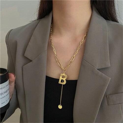 Vintage Letter B Pendant Necklace for Female Exquisite Gold Chain Necklace Choker Party Jewelry Accessories Gift