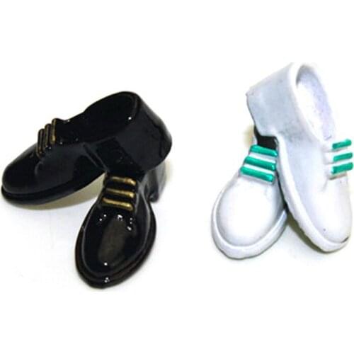 G07-X210 children baby gift Toy 1:12 Dollhouse mini Furniture Miniature rement Doll accessories mens shoes 1 pair