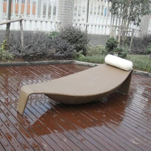 All Weather Outdoor Rattan Daybed Leaf Bed For Patio Beach Pool to sea port by sea