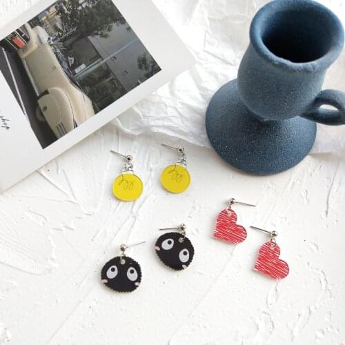 ZiccoWong Sweet Acylic Light Bulb Heart Small Earstud Jewelry For Girl Lovely Cartoon Black Ball Fashion Stud Jewelry Wholesale