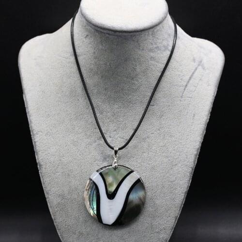 Natural Shell Necklace With Round Pendant Leather Cord 2MM Charms For Elegant Women Love Romantic Gift