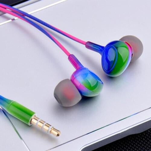 J05 Wired Earphone In-ear Universal Gradient Heavy Bass Headphone with Mic for Mobile Phone