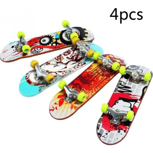 4pcs High Quality Cute Party Favor Kids children Mini Finger Board Fingerboard Alloy Skate Boarding Toys Gift