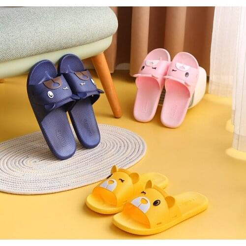 Summer Trend Fashion Outdoor Soft Slippers PVC Indoor Bathroom Non-Slip Sandals Bear Pattern Shoes