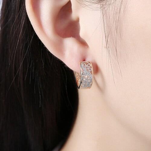 2018 new fashion jewelry, Gold plating earrings,Pattern hollow romantic wind earrings Womens E139