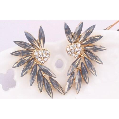 LUBOV colorful Heart Wings Stud Earrings Acrylic Crystal Stone Women Piercing Earrings Trendy Wedding Jewelry Christmas Gift