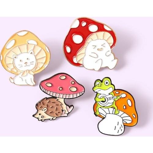 Cartoon Mushroom Brothers Enamel Pin Cute Plant Frog Brooch Denim Jeans Shirts Bags Celebrated fashion Jewelry Gift for Friends