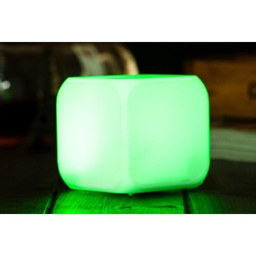 Creative color-changing alarm clock silent clock white square alarm clock LED small alarm clock electronic clock wholesale