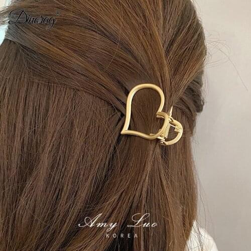Ins style Small Heart-shaped Hairpin Woman Metal Hair Claws Chic Hairclips Ladies Hairgrip Headwear Girls Crab Hair Accessories