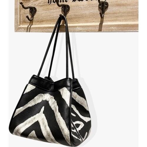 French Zebra Print Women Handbag French Stick Bag Womens Bag 2021 New Spring and Summer Trend Fashion Personality Dumplings