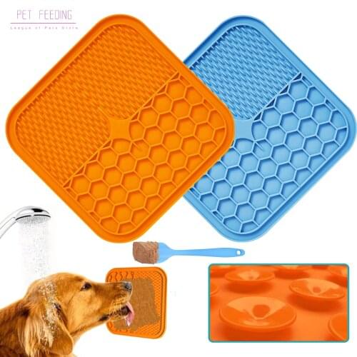 Pet Lick Pad Slower Feeder Pad Cats Dog Licky Mat Feeding Cats Dogs Licking Mat Pet Bathing Distraction Pads Silicone Dispenser