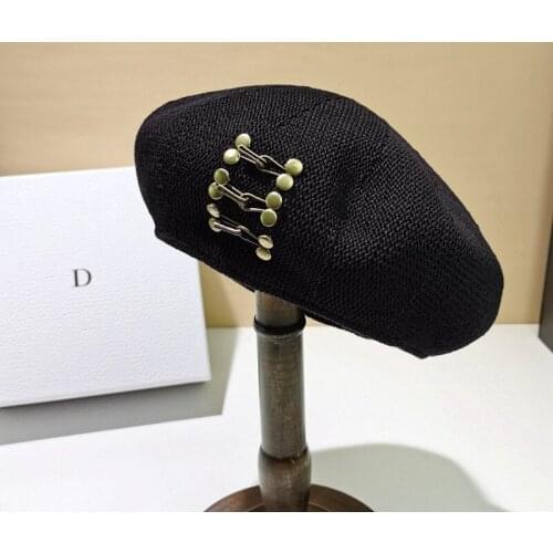 High Quality Winter Hat Women Beret Hat Retro Fashion Metal Studs Straw Painter Hat Autumn Warm Wild Black Newsboy Hat Gorros