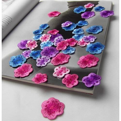10pcs/lot Embroidery pink purple blue flower patch dress coats decoration decals small soft sew on flowers patches 3.3 X 2.8mm