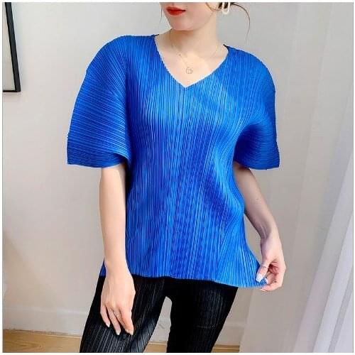 HOT SELLING Fashionable loose batwing sleeve fold in pure color v- neck T-shirt IN STOCK