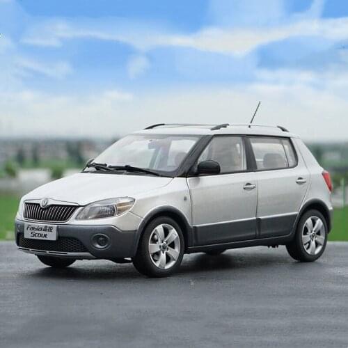 1/18 alloy casting car model Shanghai VW Skoda New Jingrui searcher scout collection ornaments holiday gifts