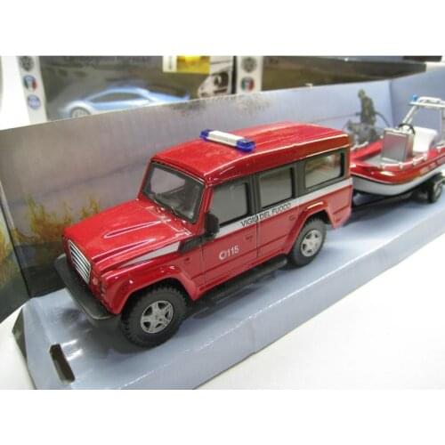 Diecast 1/43 Scale IVECO Off-Road Vehicle Towboat Alloy Car Model Special Price Collection Display Static Decoration Hot Toys