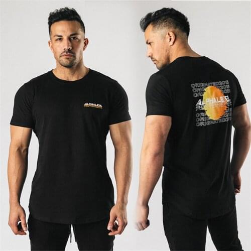 2021 Summer Men T shirt bodybuilding fitness mens tops cotton leisure gyms singlets Cotton fashion Tshirt tight Short Sleeve