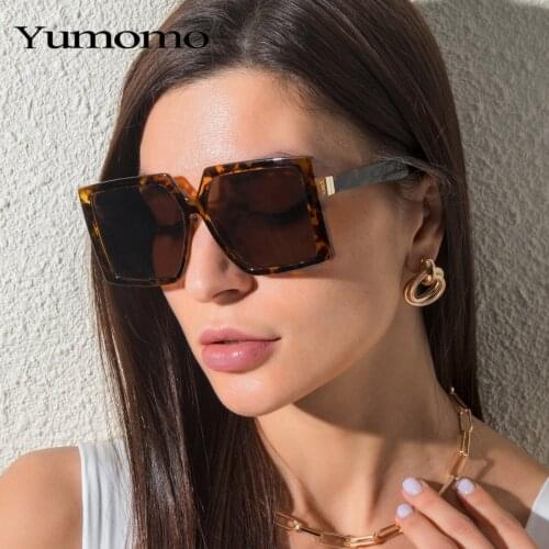 New Fashion Square Sunglasses Women Oversized Sun Glasses Vintage Classic Female Eyewear Ladies Shades Elegant Big Frame UV400