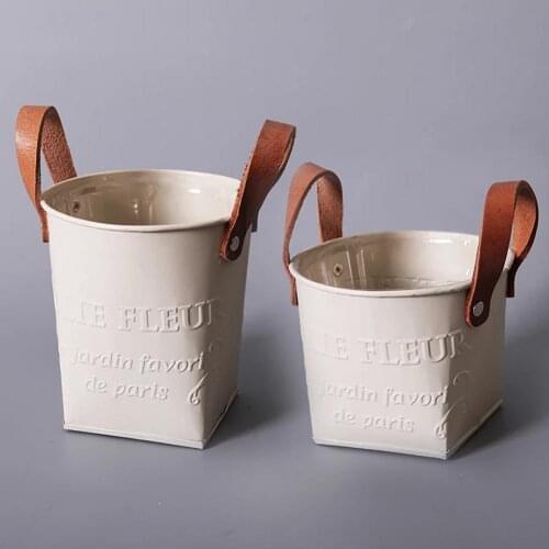 Retro Flower Pot Vintage Reusable Iron Decorative Simple Plant Basket for Balcony Desktop Garden Flowers Plants Pots