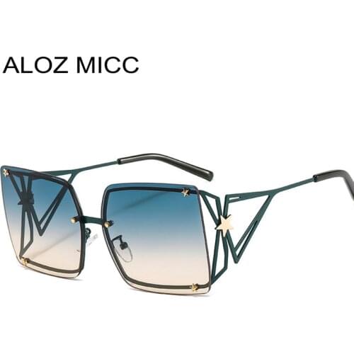 Vintage Square Womens Sunglasses Fashion Hollow Leg Oversized Punk Sun Glasses Female Elegant Retro Rivets Eyewear UV400 Shades