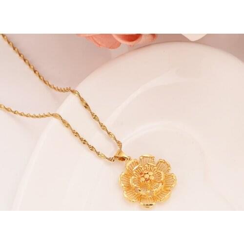 Gold Dropship women cute round flower pendant necklace Women girls men Christmas party hip punk jewelry Gift sweater chain