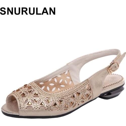 SNURULAN 2020 New Summer Fashion Hollow Out Women Sandals Plus Size Comfort Flat Sandals Non-slip Breathable Casual Shoes Woman